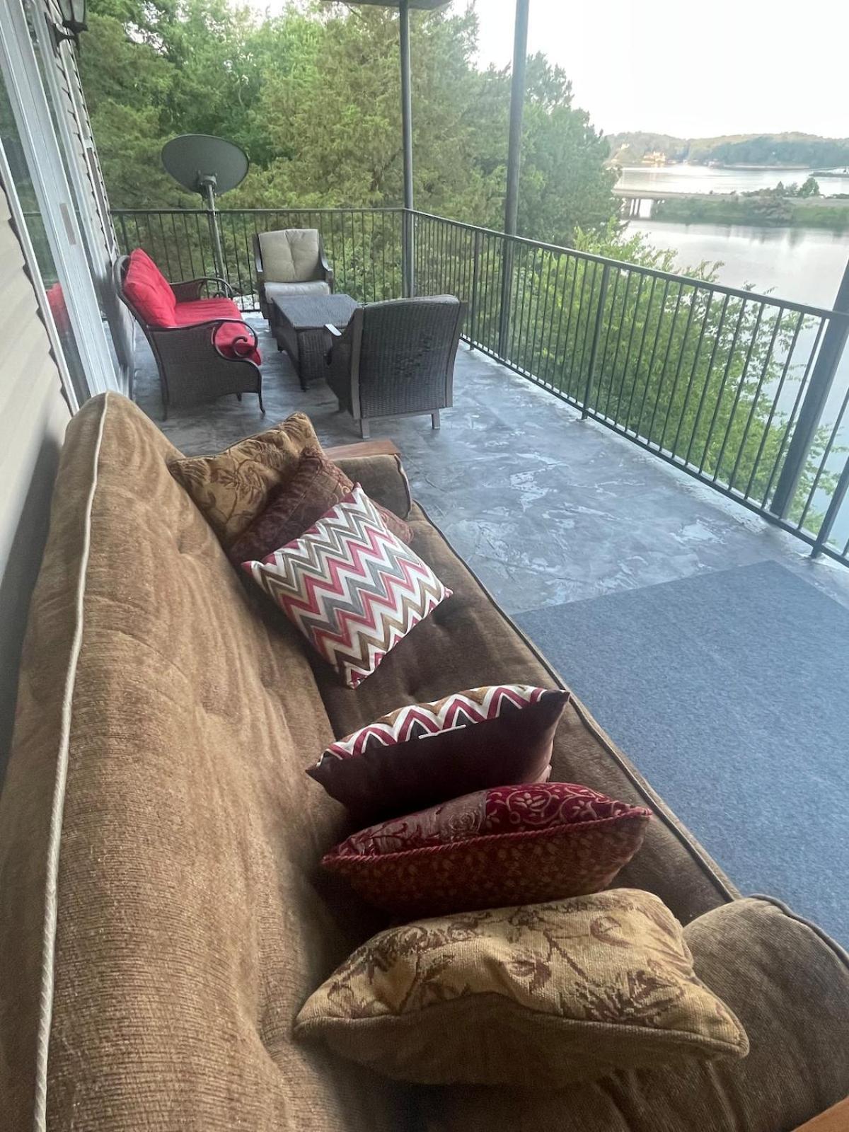 Brooklynn'S Bay, Elegant Lakefront Condo Retreat Χοτ Σπρινγκς Εξωτερικό φωτογραφία