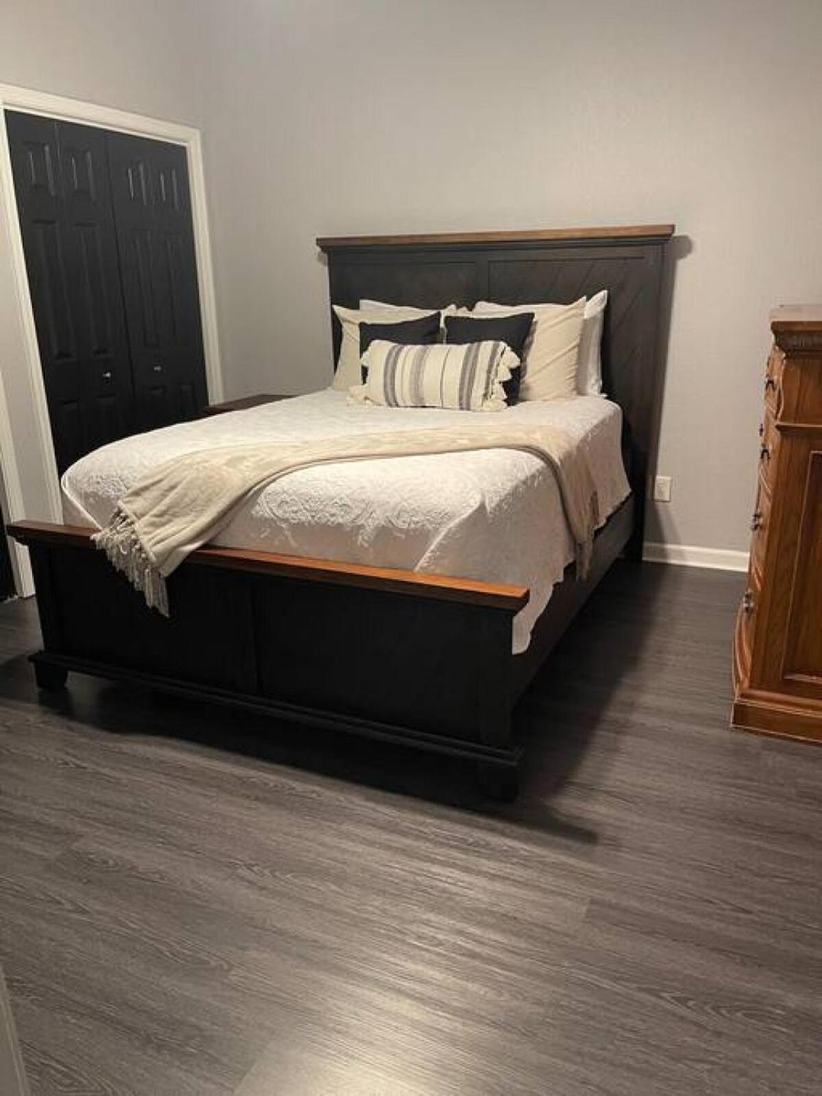 Brooklynn'S Bay, Elegant Lakefront Condo Retreat Χοτ Σπρινγκς Εξωτερικό φωτογραφία