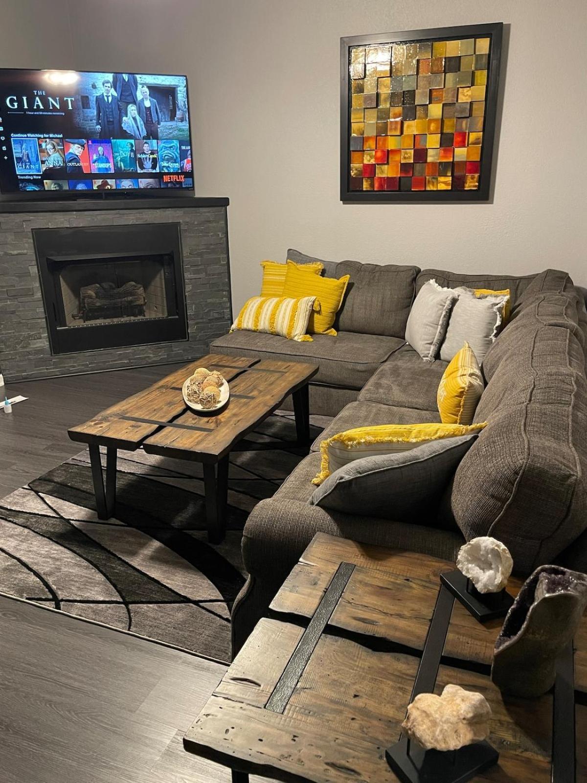 Brooklynn'S Bay, Elegant Lakefront Condo Retreat Χοτ Σπρινγκς Εξωτερικό φωτογραφία